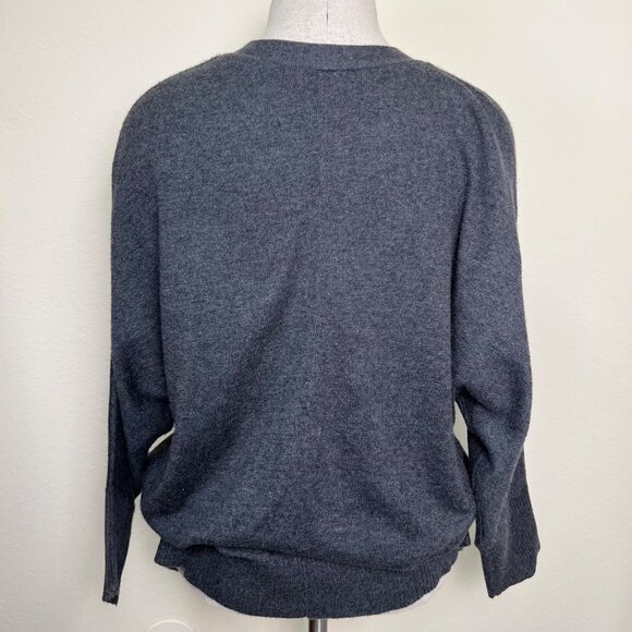 GAP Gray Button-Front 3/4 Sleeve V-Neck Cardigan Sweater Size Large - Picture 5 of 6